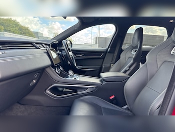 Used Jaguar F-Pace 2023 for sale - 76699585: Photo