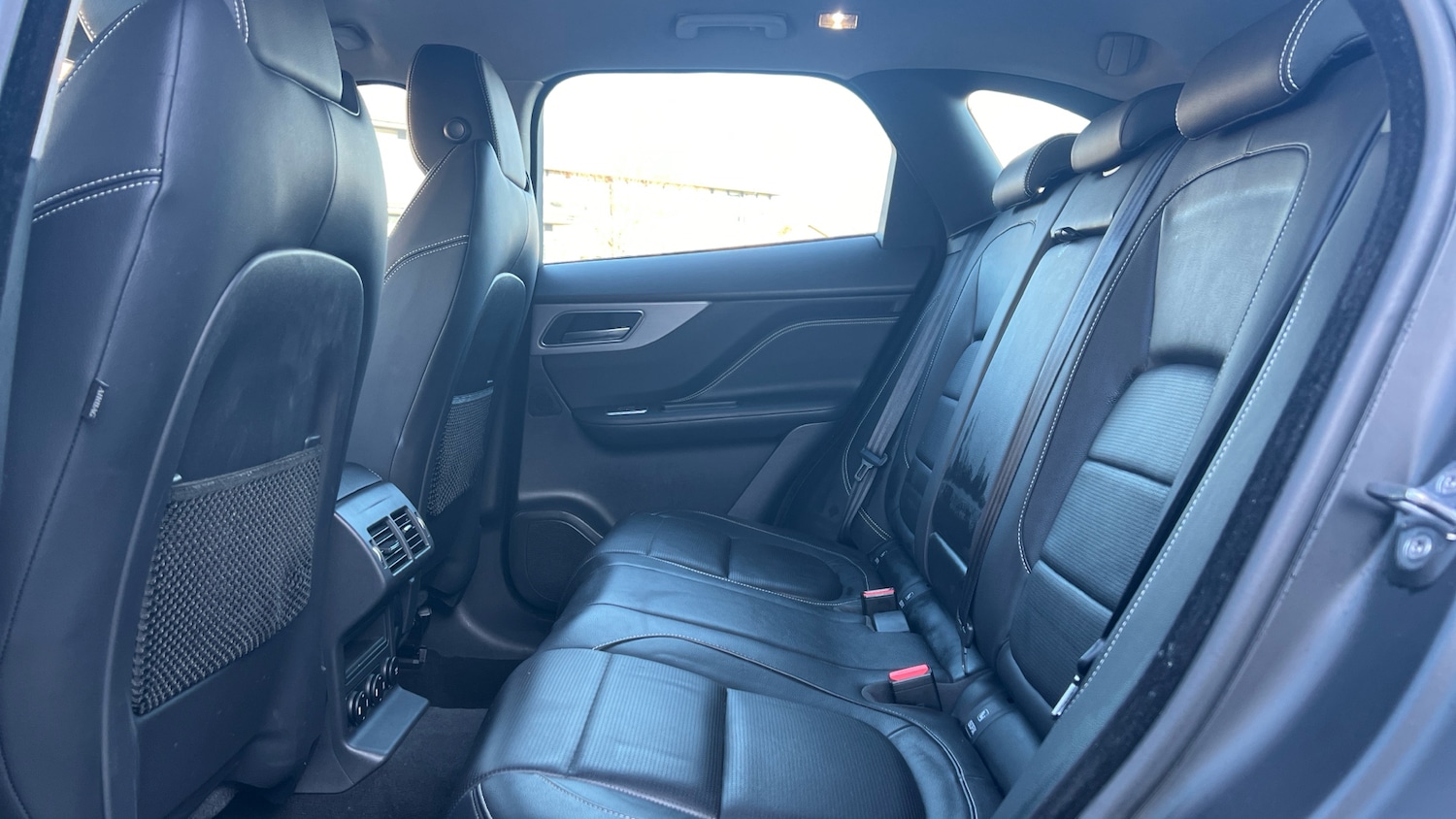 Used Jaguar F-Pace 2019 for sale - 77080826: Photo 4