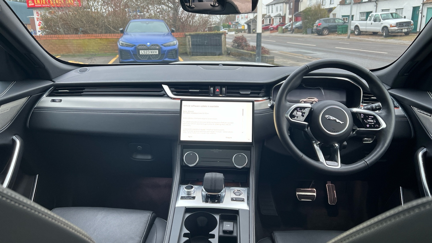 Used Jaguar F-Pace 2023 for sale - 77409404: Photo 9