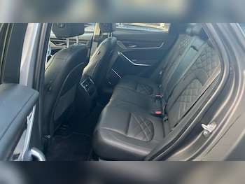 Used Jaguar F-Pace 2022 for sale - 76784914: Photo