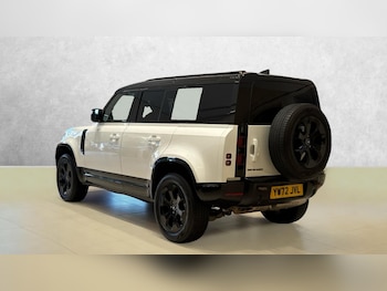 Used Land Rover Defender 2022 for sale - 76699590: Photo