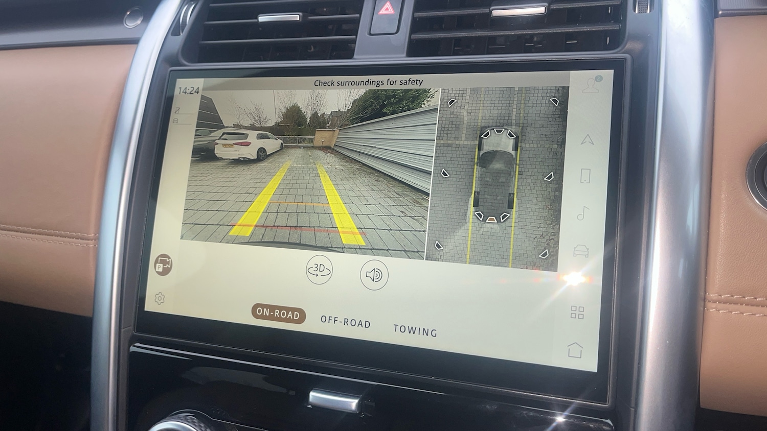 Used Land Rover Discovery 2023 for sale - 77452922: Photo 12