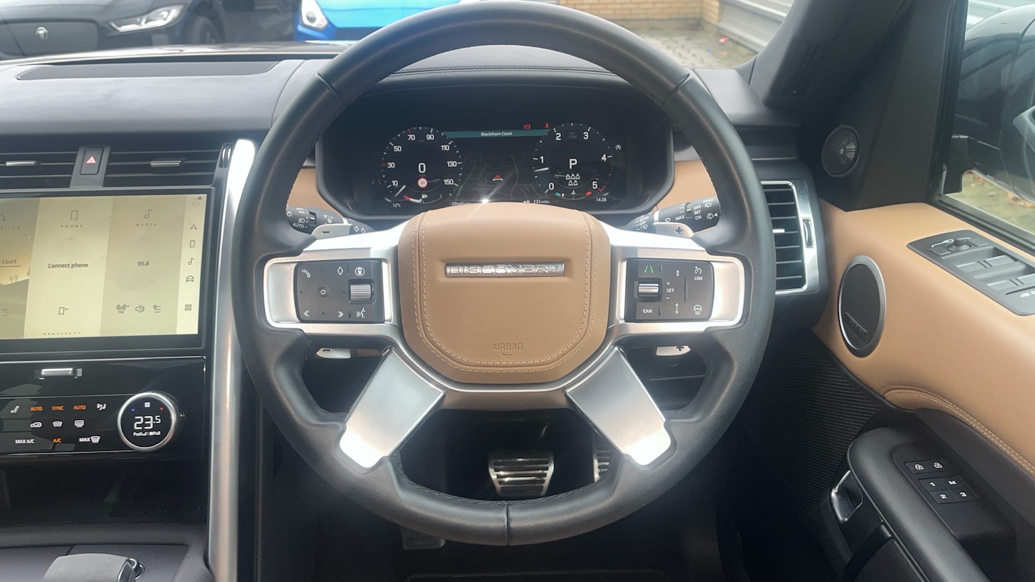 Used Land Rover Discovery 2023 for sale - 77452922: Photo 15