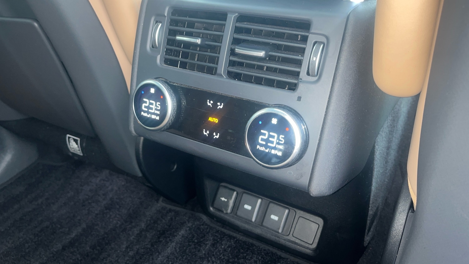 Used Land Rover Discovery 2023 for sale - 77452922: Photo 18