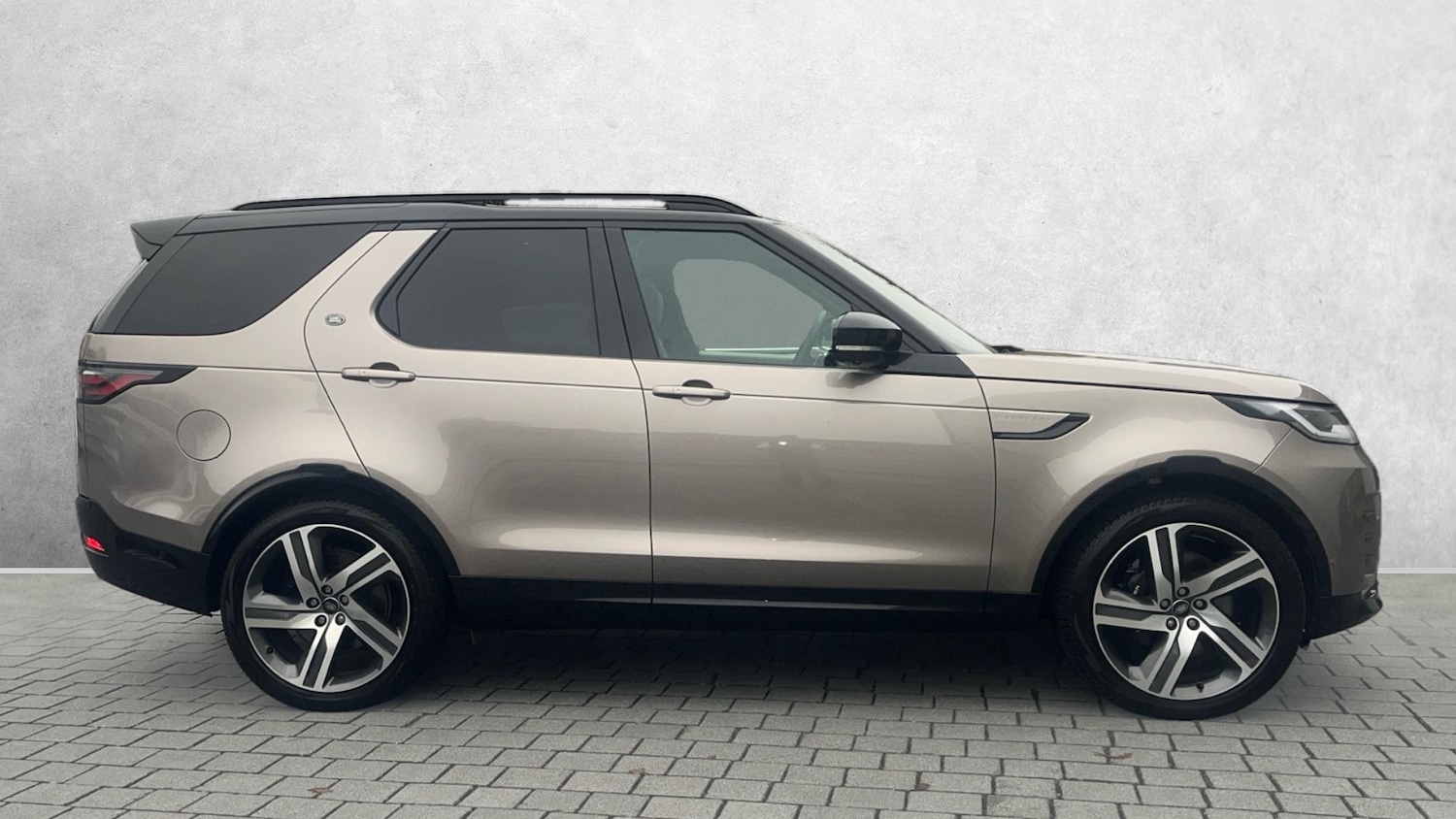 Used Land Rover Discovery 2023 for sale - 77452922: Photo 5