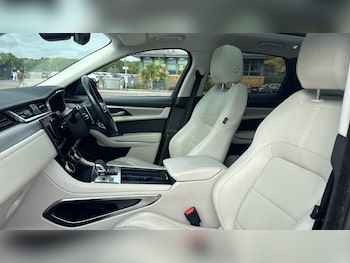 Used Jaguar F-Pace 2021 for sale - 76164865: Photo 3