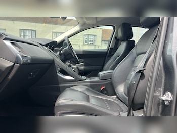 Used Jaguar E-Pace 2019 for sale - 78770399: Photo