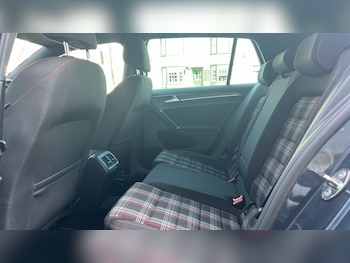 Used Volkswagen Golf 2018 for sale - 79483189: Photo