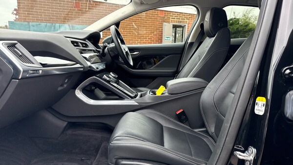 Used Jaguar I-Pace 2021 for sale - 76237318: Photo 3