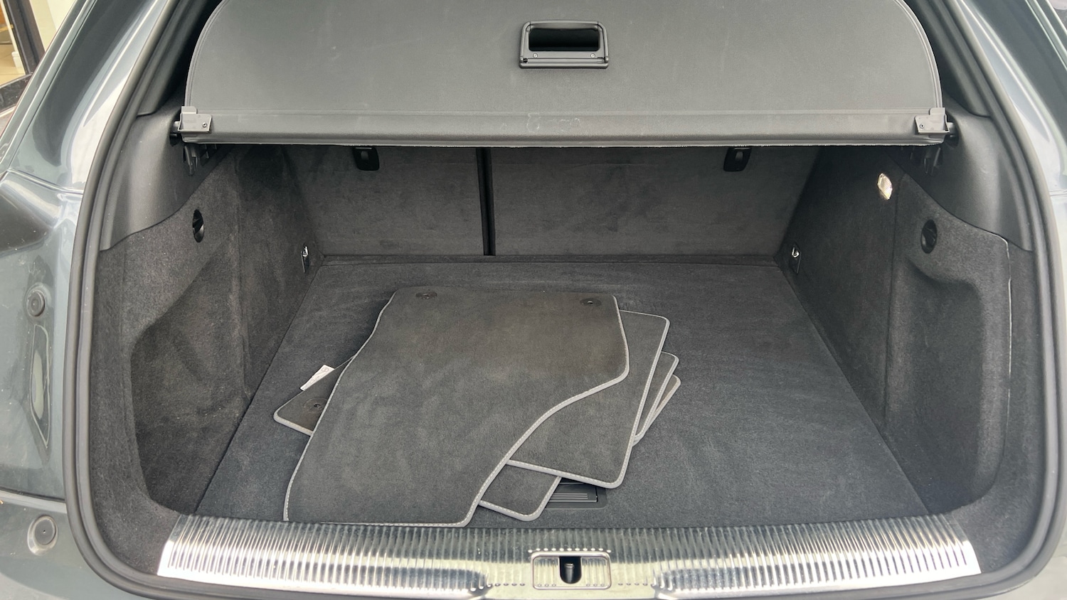 Used Audi Q3 2017 for sale - 76368840: Photo 10