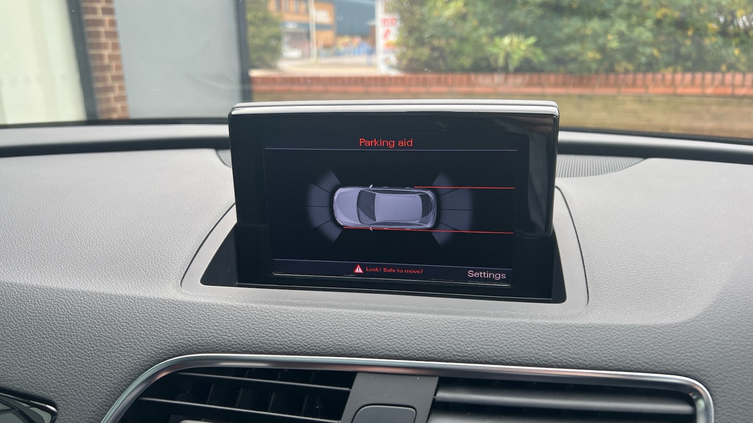 Used Audi Q3 2017 for sale - 76368840: Photo 12