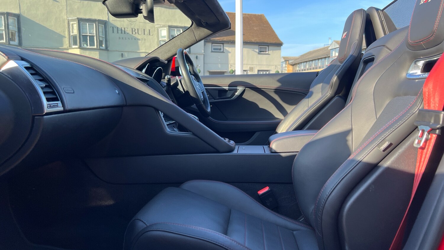 Used Jaguar F-Type for sale - 77721115: Photo 3