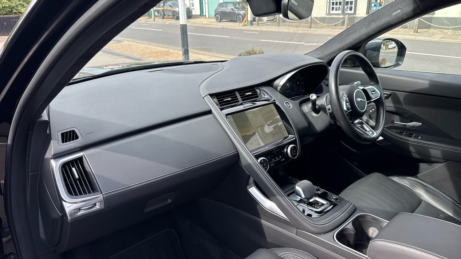 Used Jaguar E-Pace 2022 for sale - 76030177: Photo 23