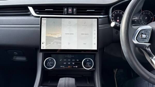 Used Jaguar F-Pace 2023 for sale - 76198032: Photo 24