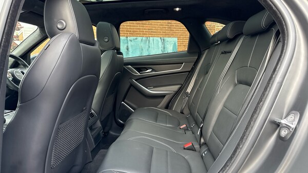 Used Jaguar F-Pace 2023 for sale - 76198032: Photo 4