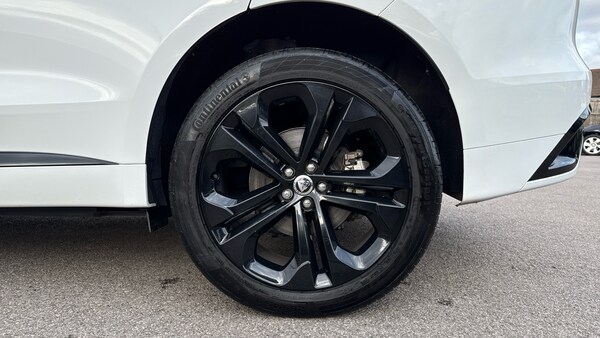 Used Jaguar F-Pace 2023 for sale - 76198032: Photo 8