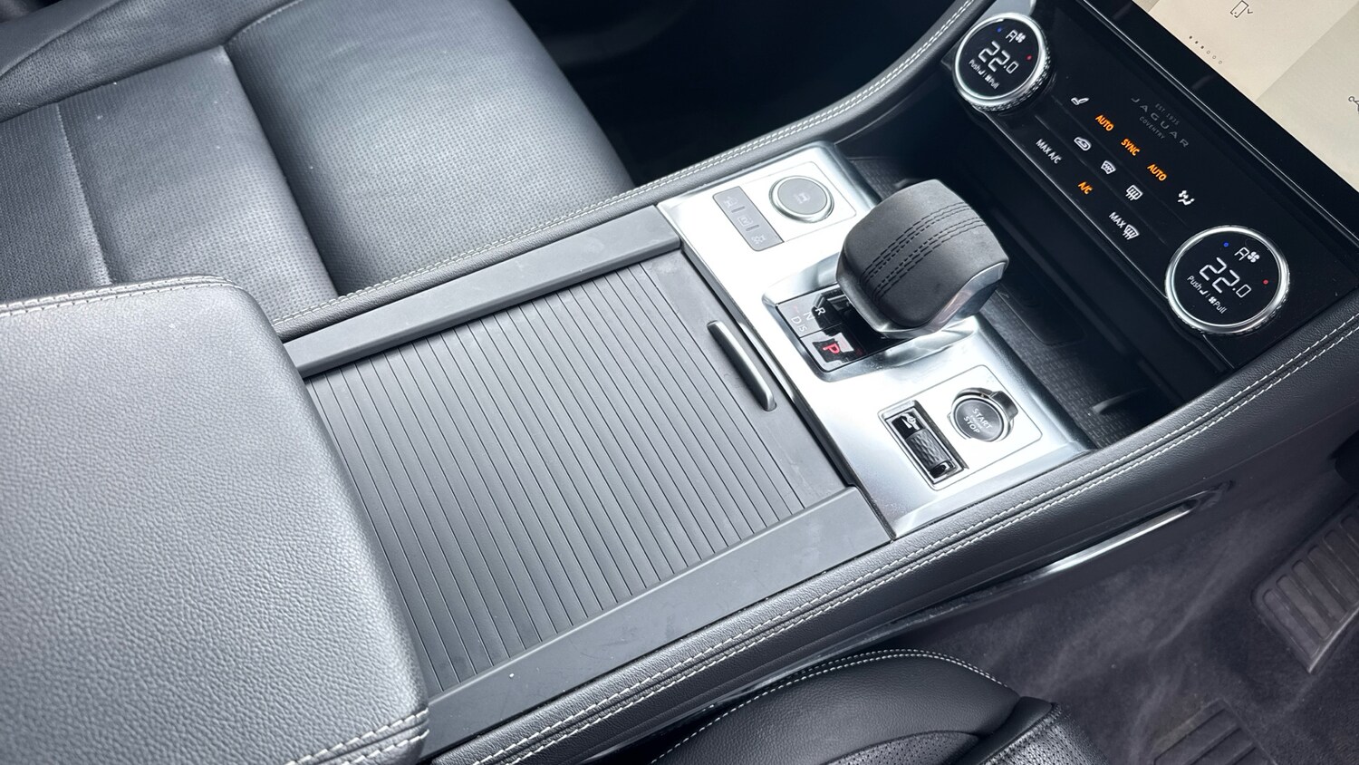 Used Jaguar F-Pace 2023 for sale - 77572529: Photo 13