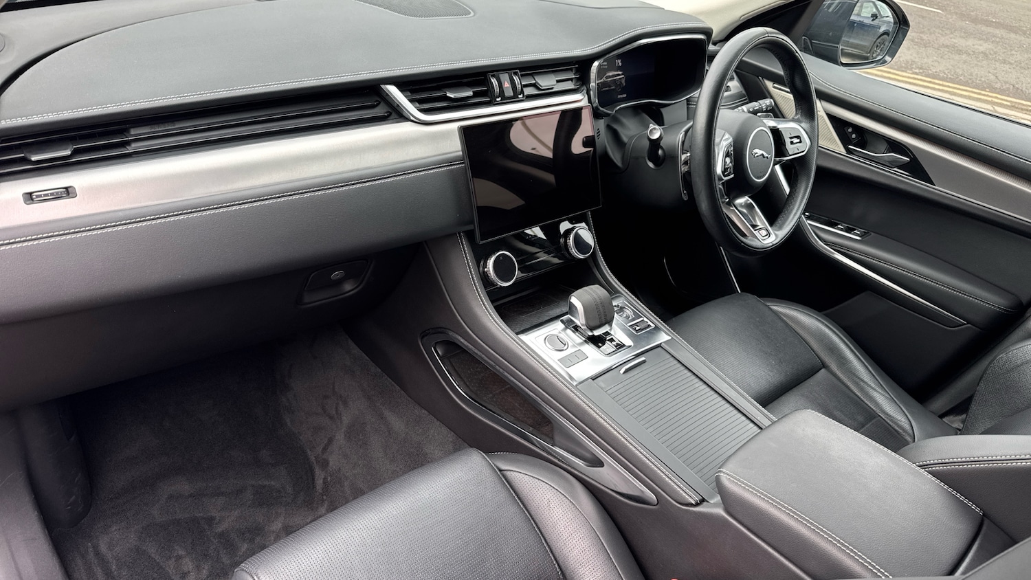 Used Jaguar F-Pace 2023 for sale - 77572529: Photo 23