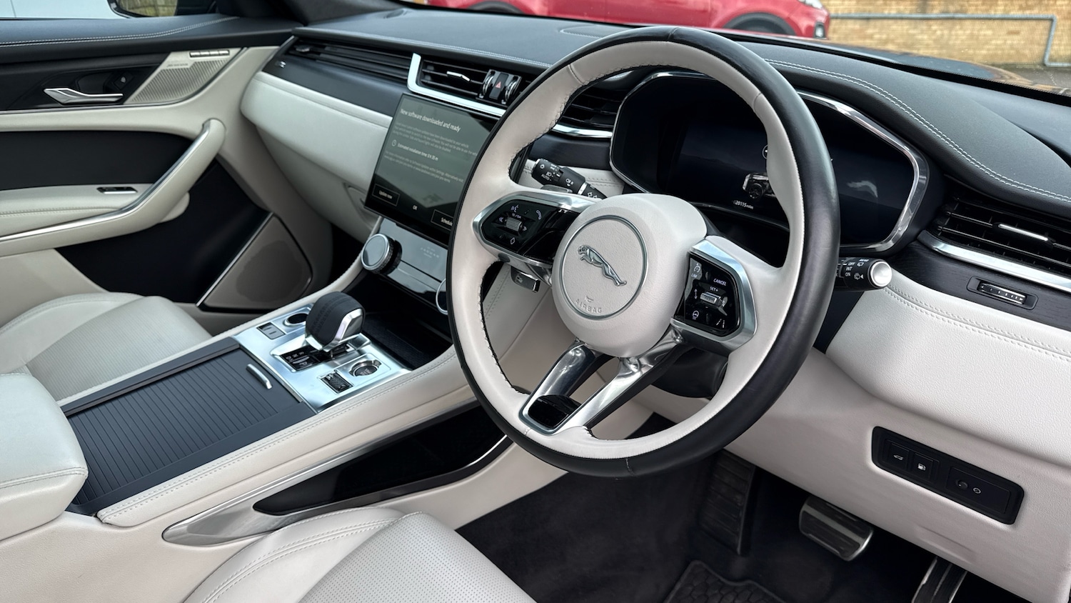 Used Jaguar F-Pace for sale - 76864116: Photo 22