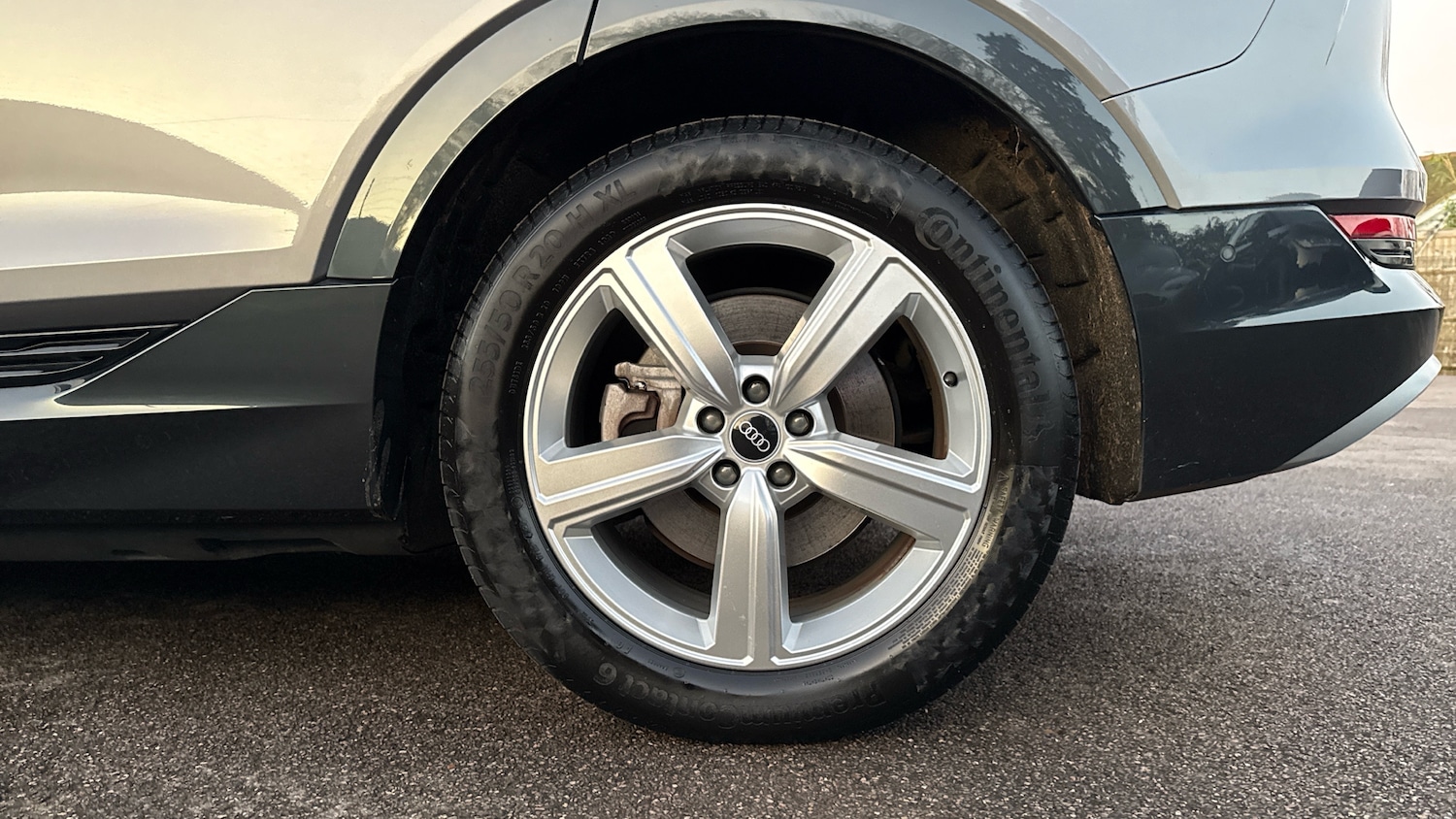 Used Audi e-tron 2021 for sale - 77008001: Photo 8