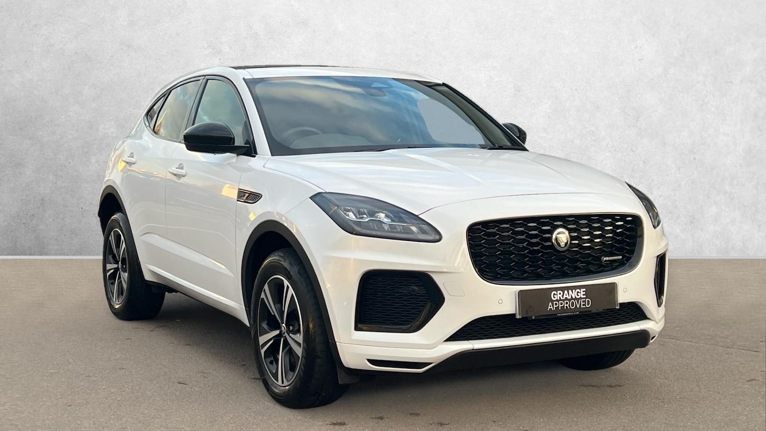 Used Jaguar E-Pace 2023 for sale - 76618462: Photo 1