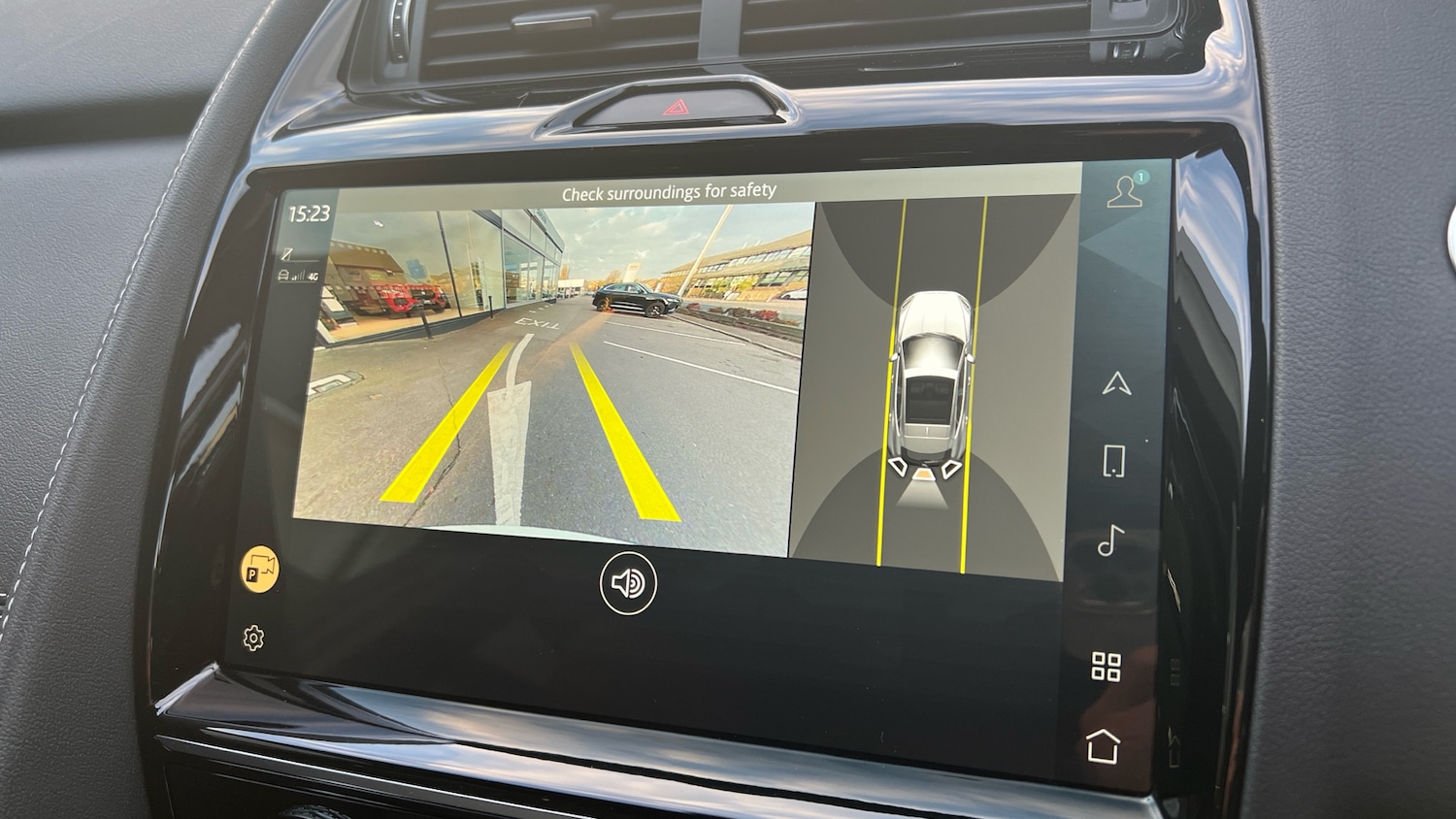 Used Jaguar E-Pace 2023 for sale - 76618462: Photo 12