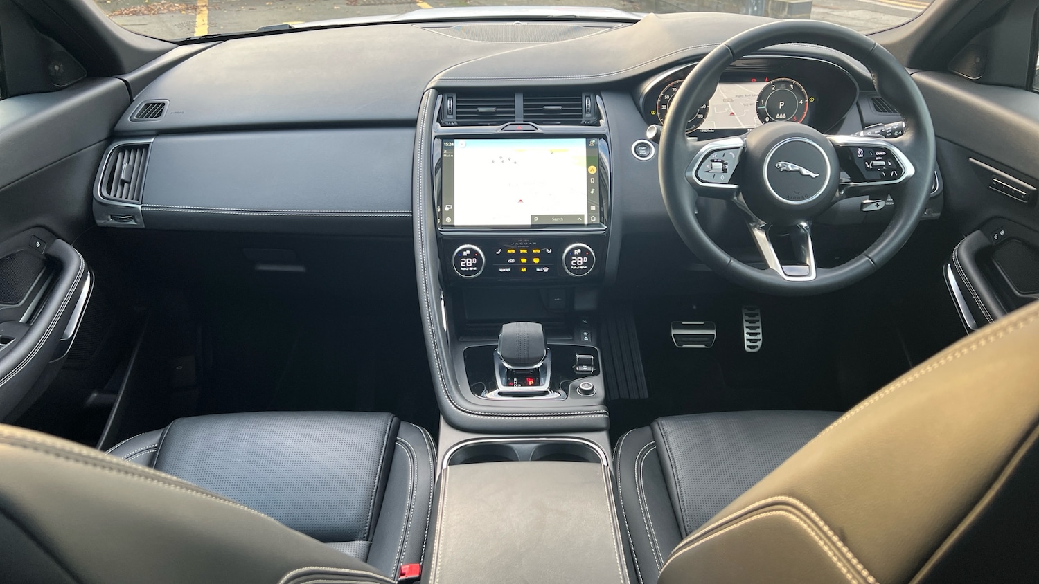 Used Jaguar E-Pace 2023 for sale - 76618462: Photo 9