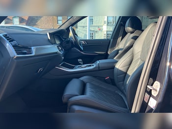 Used BMW X5 2023 for sale - 78243108: Photo