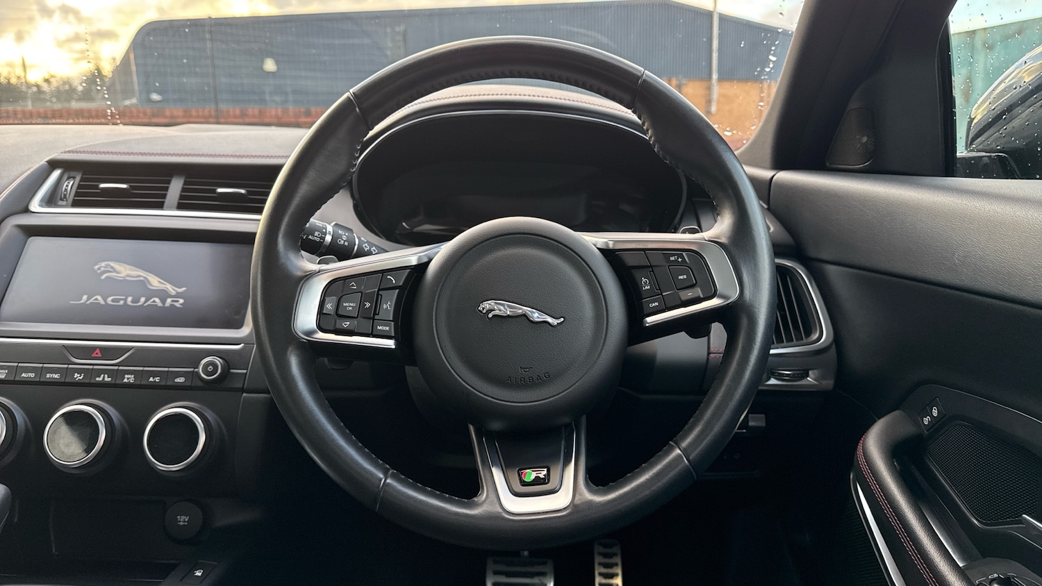 Used Jaguar E-Pace 2020 for sale - 76627656: Photo 15