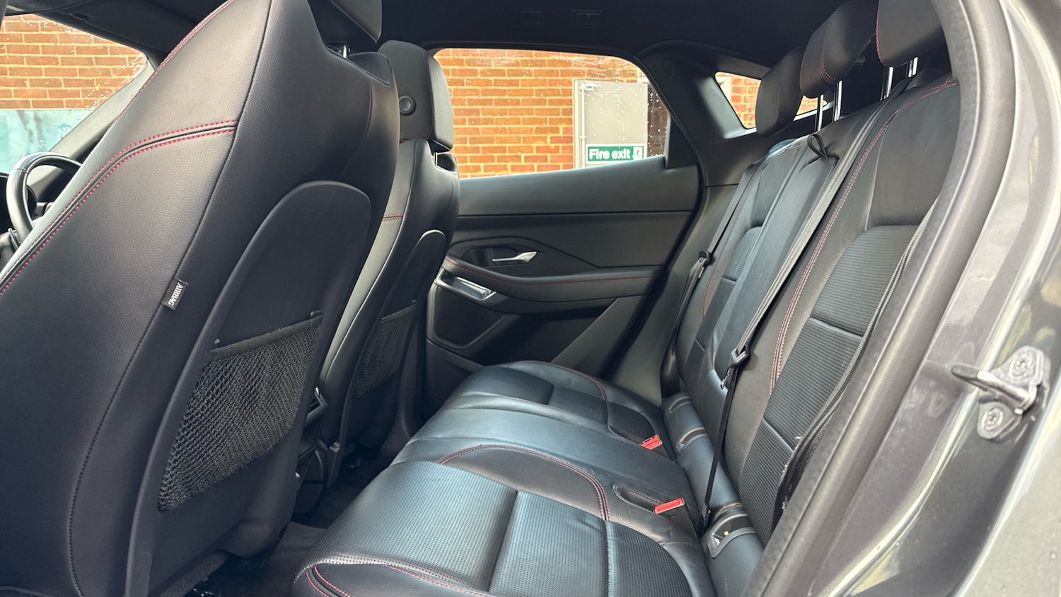 Used Jaguar E-Pace 2020 for sale - 76627656: Photo 4