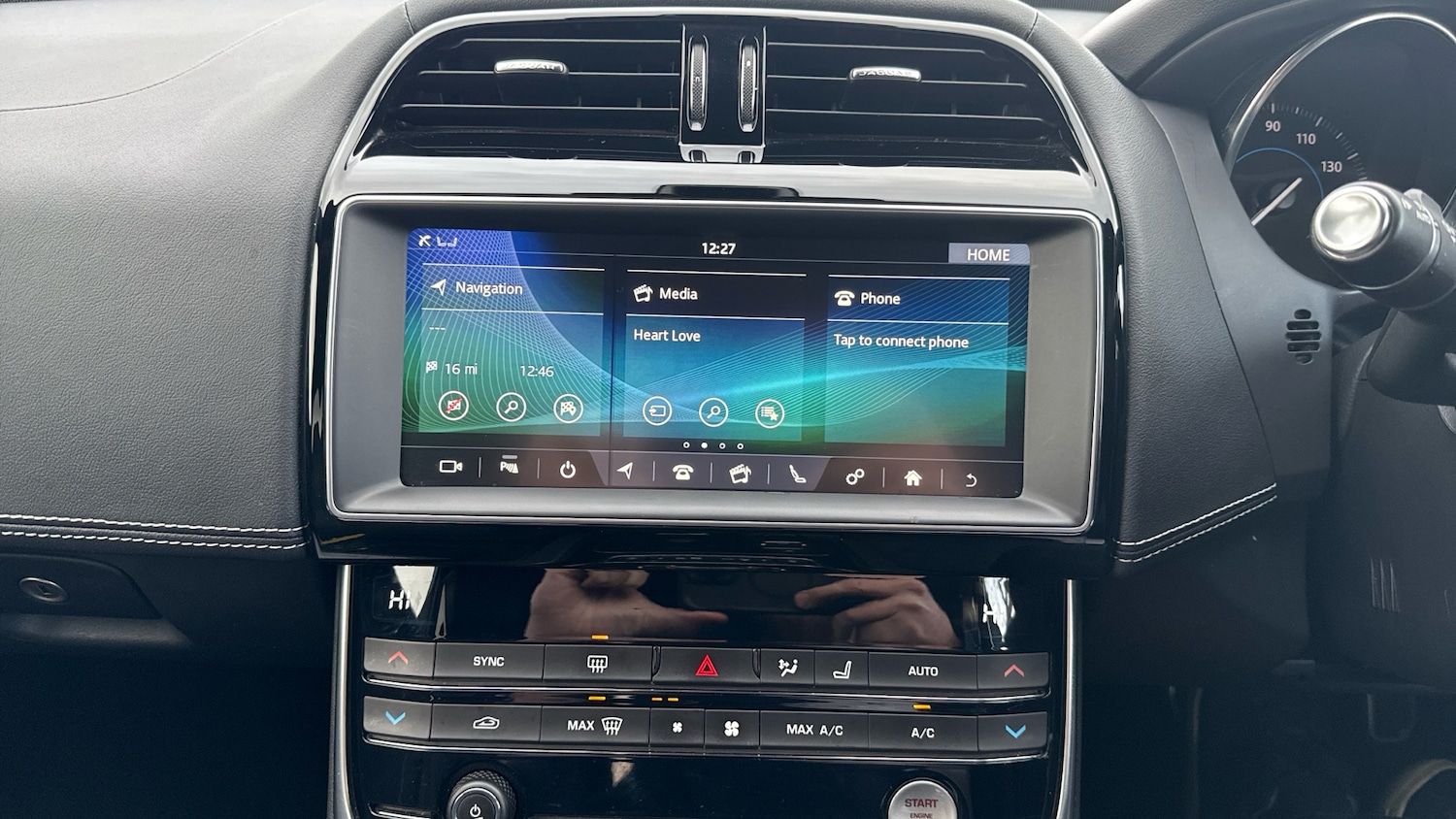 Used Jaguar XE 2019 for sale - 76687035: Photo 14