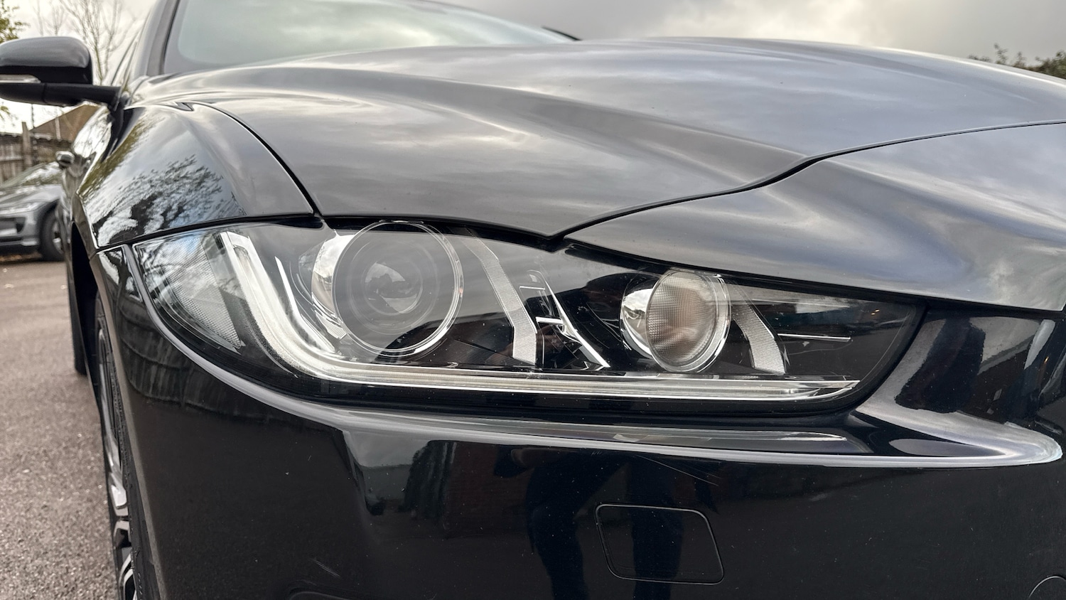 Used Jaguar XE 2019 for sale - 76687035: Photo 17