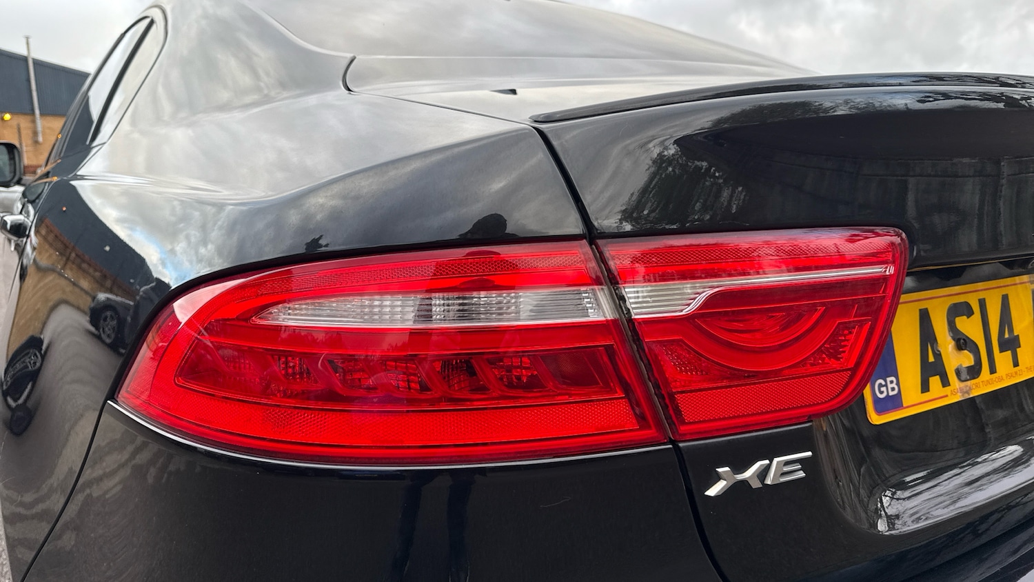 Used Jaguar XE 2019 for sale - 76687035: Photo 19