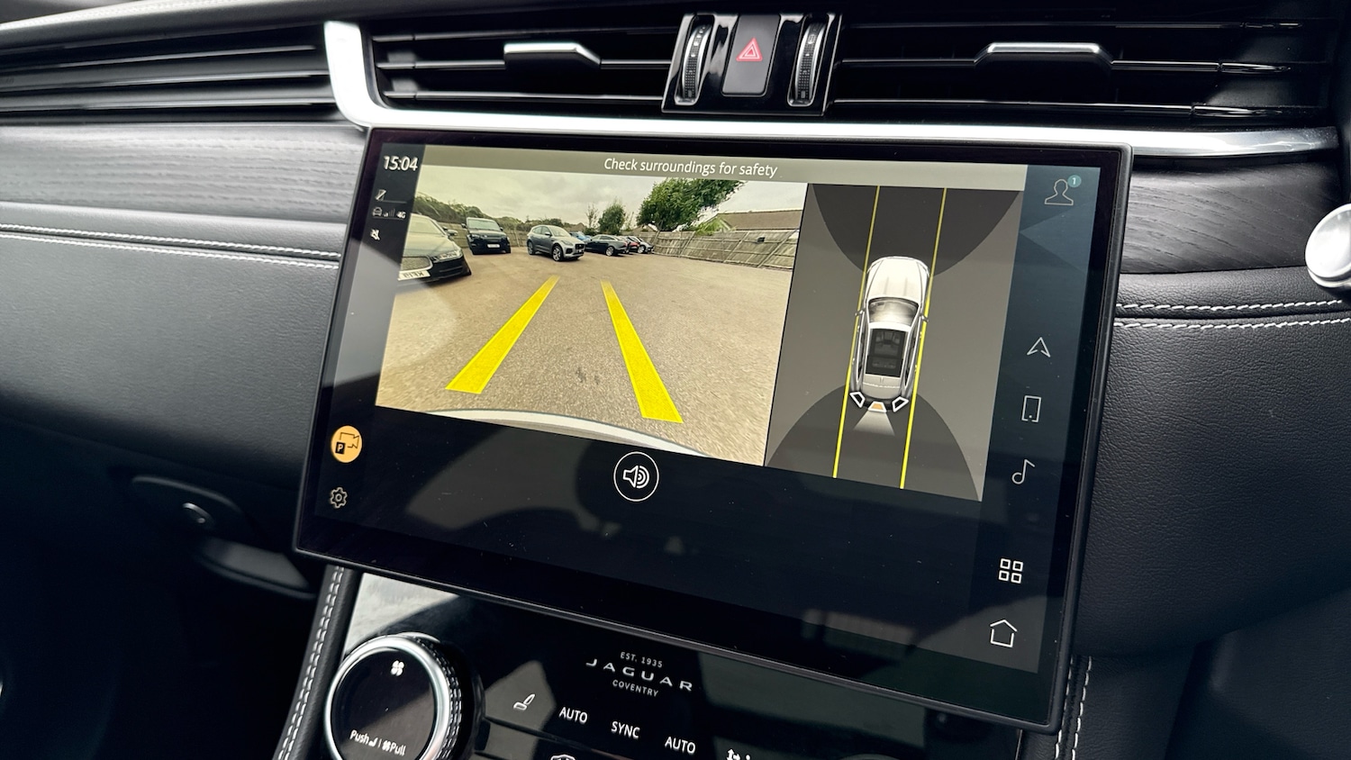 Used Jaguar F-Pace 2022 for sale - 76281308: Photo 12