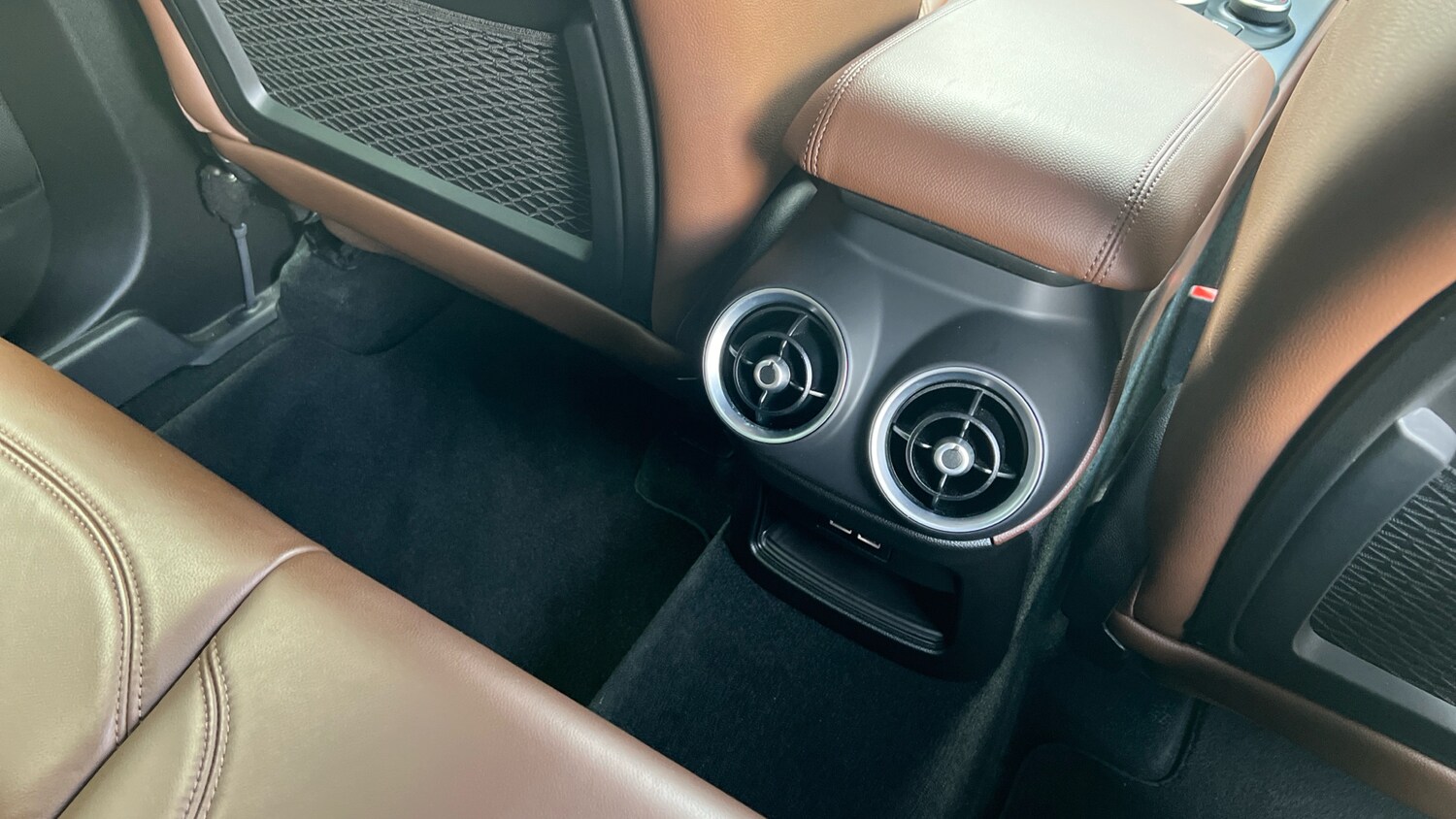 Used Alfa Romeo Stelvio 2018 for sale - 77906356: Photo 18