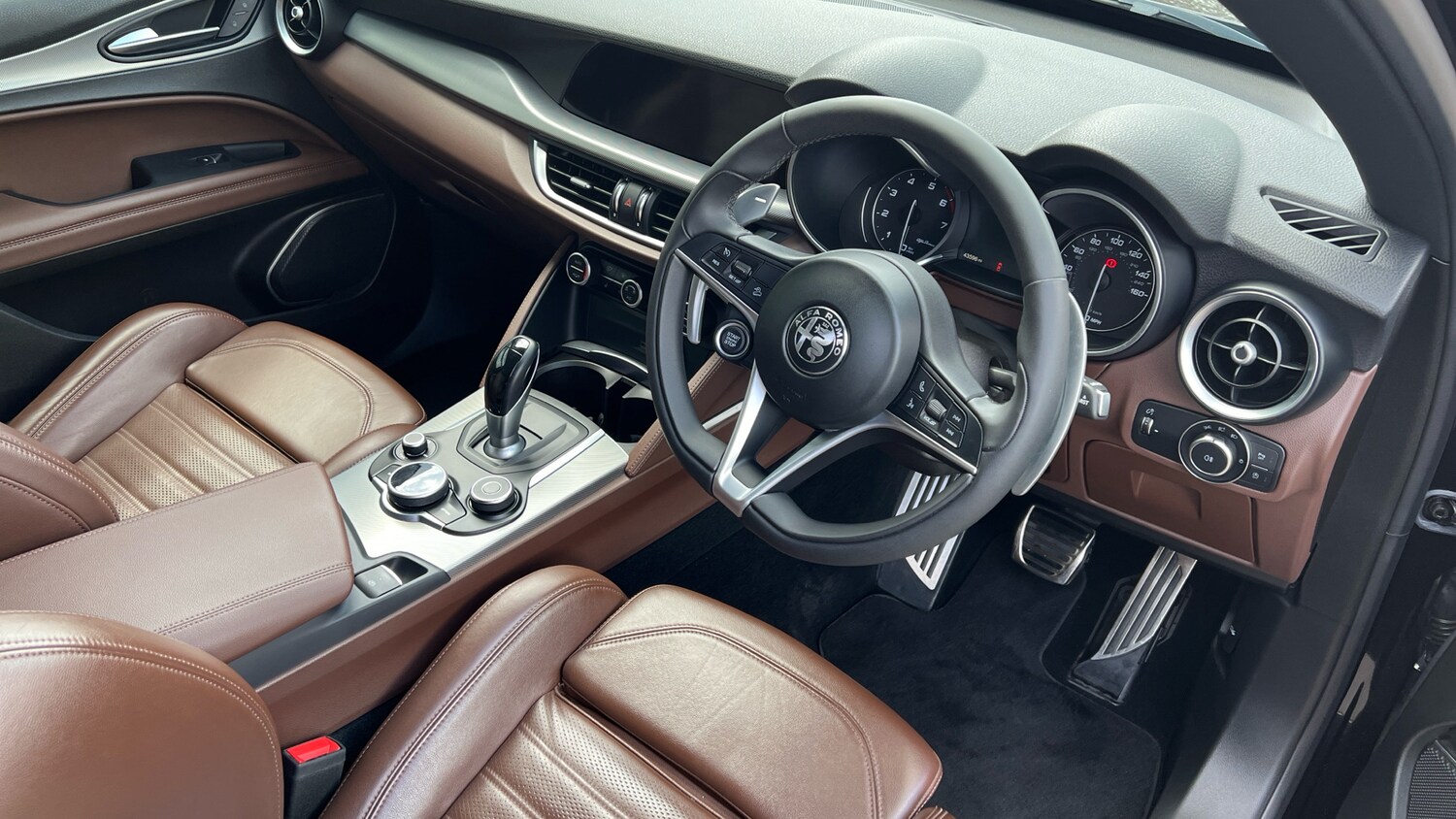 Used Alfa Romeo Stelvio 2018 for sale - 77906356: Photo 22