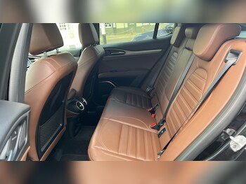 Used Alfa Romeo Stelvio 2018 for sale - 77906356: Photo