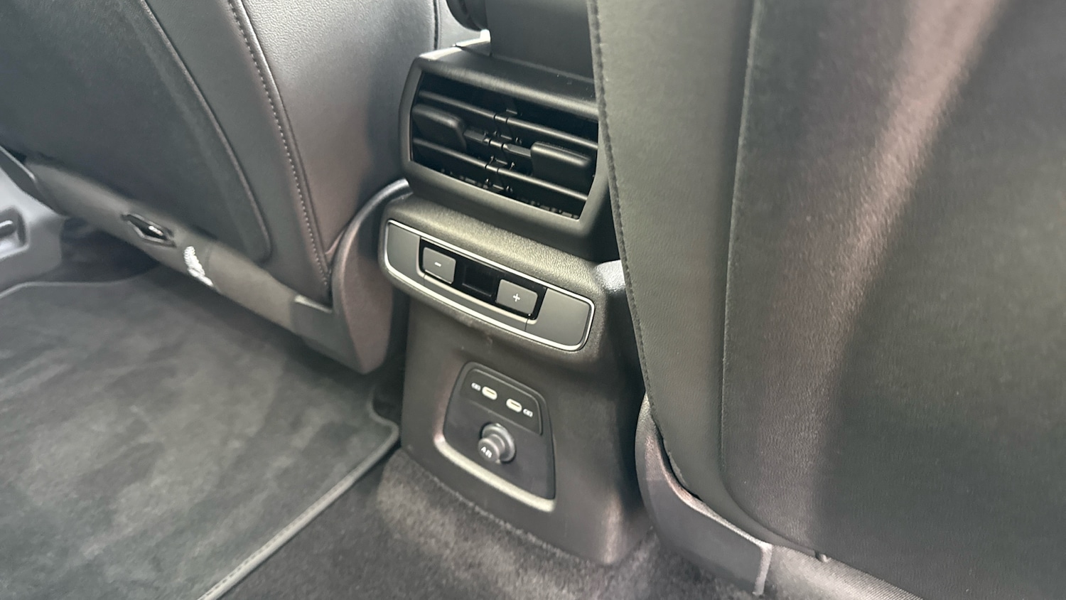 Used Audi Q4 e-tron 2025 for sale - 76267627: Photo 18