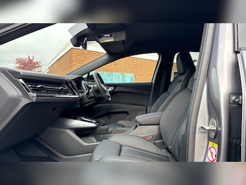 Used Audi Q4 e-tron 2025 for sale - 76267627: Photo