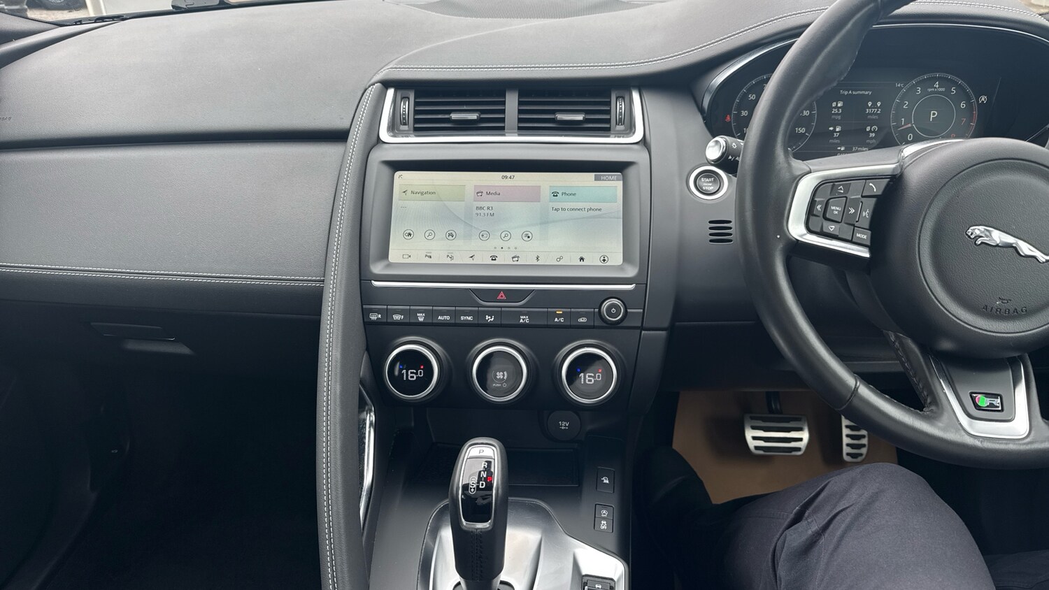 Used Jaguar E-Pace 2019 for sale - 76186959: Photo 24