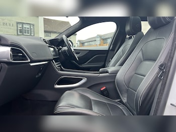 Used Jaguar F-Pace 2020 for sale - 78945119: Photo