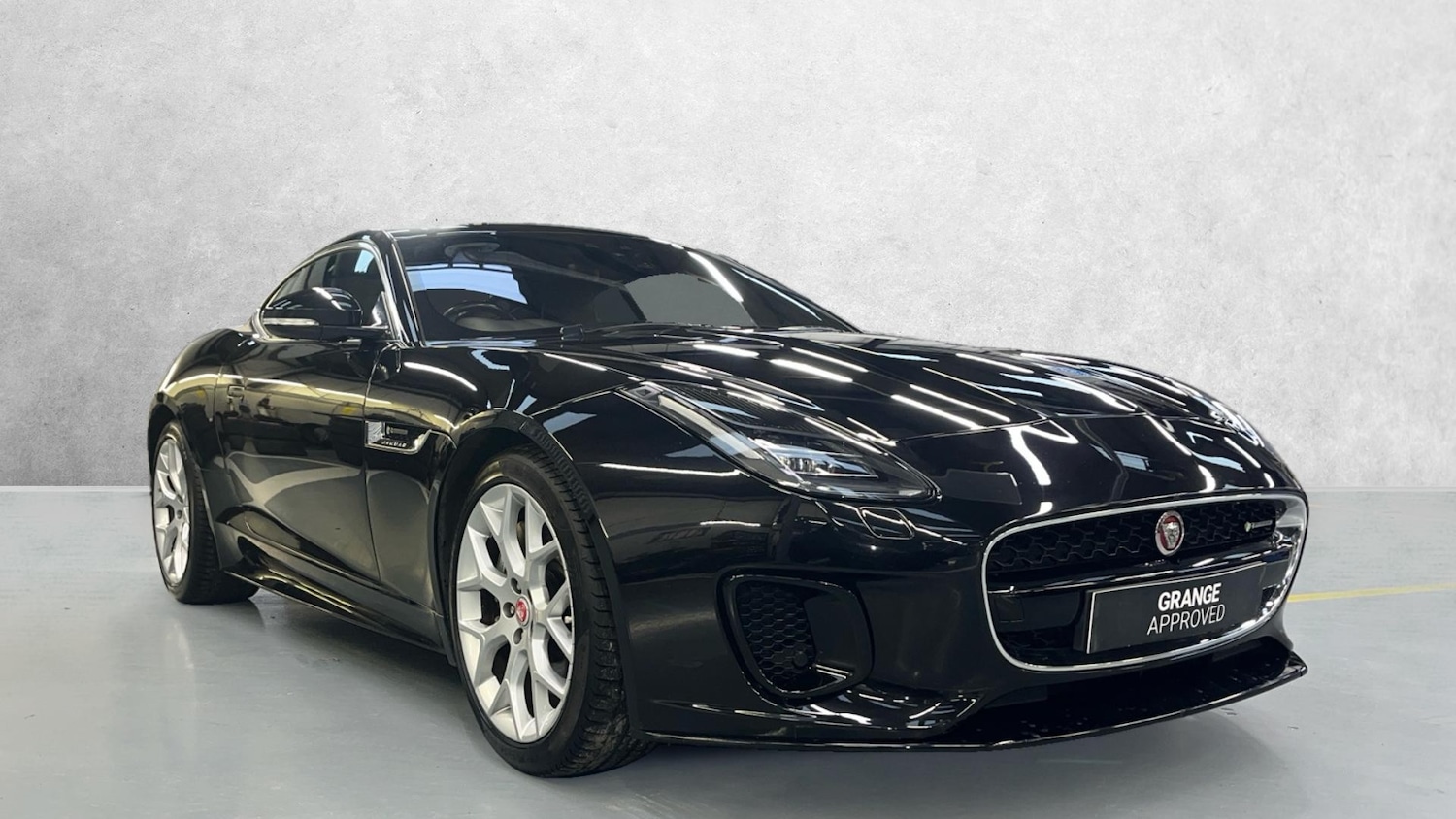 Used Jaguar F-Type for sale - 76687032: Photo 1