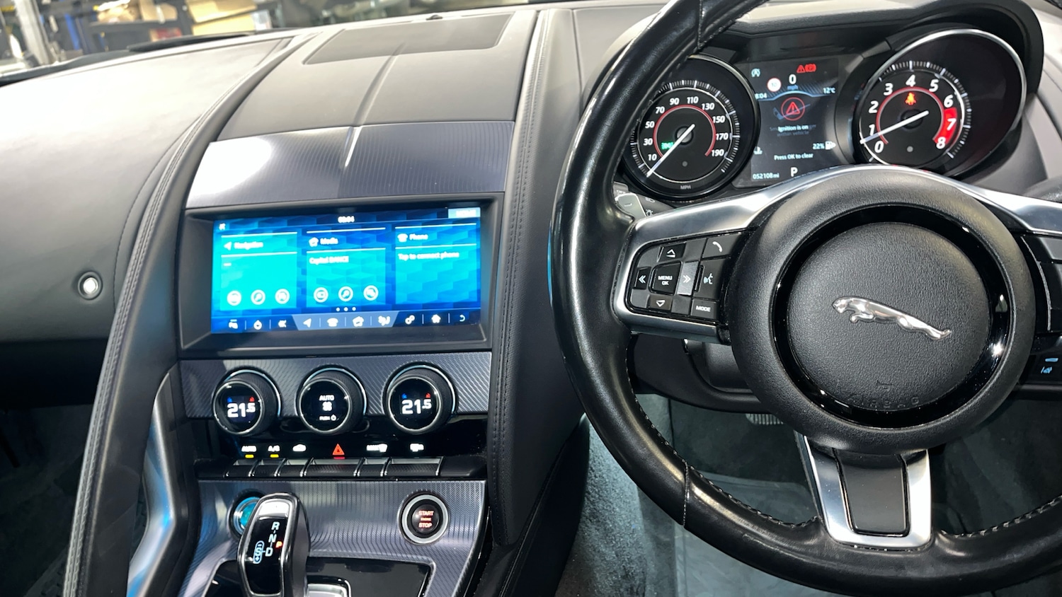 Used Jaguar F-Type for sale - 76687032: Photo 24