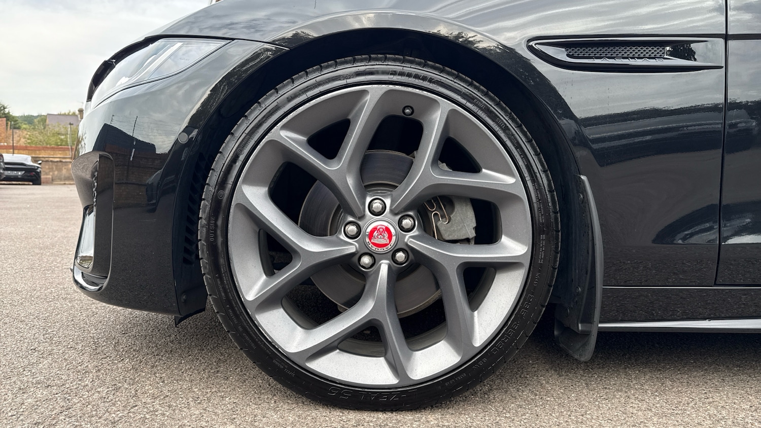 Used Jaguar XE 2020 for sale - 76119573: Photo 25