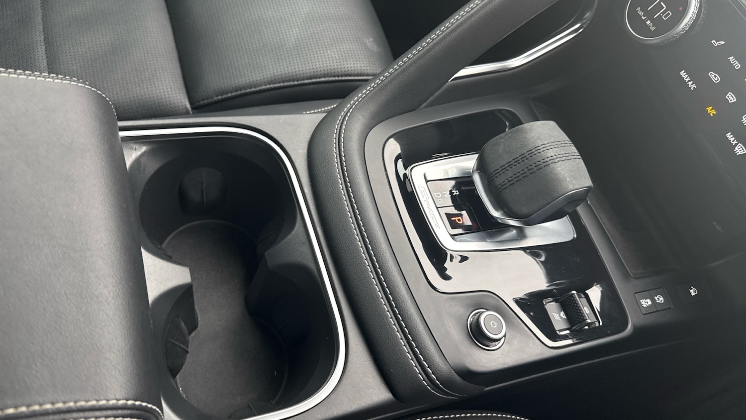 Used Jaguar E-Pace 2024 for sale - 77342738: Photo 13