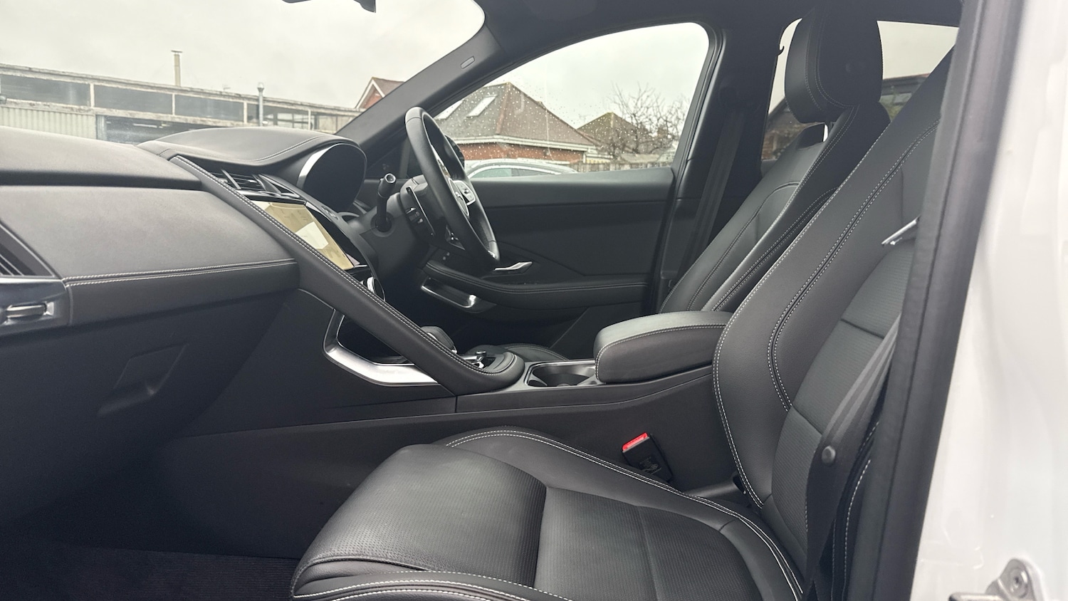 Used Jaguar E-Pace 2024 for sale - 77342738: Photo 3