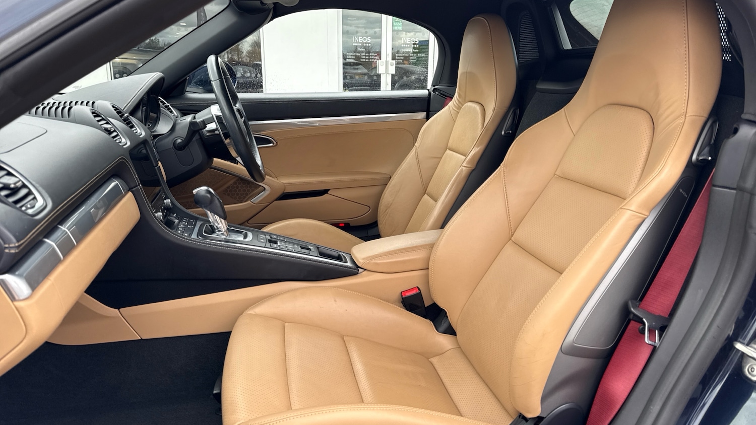 Used Porsche Boxster 2017 for sale - 77837102: Photo 15