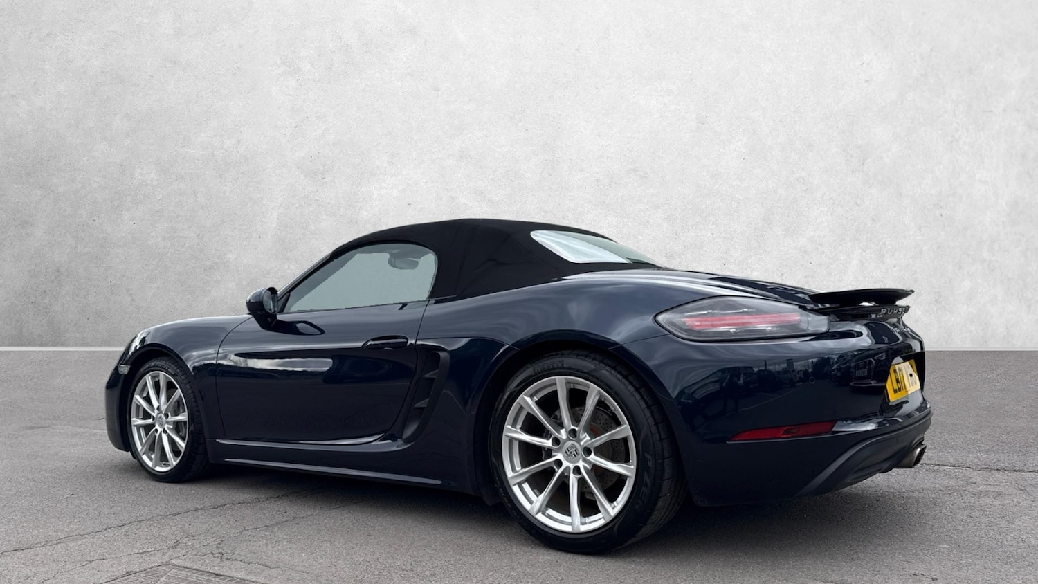 Used Porsche Boxster 2017 for sale - 77837102: Photo 5