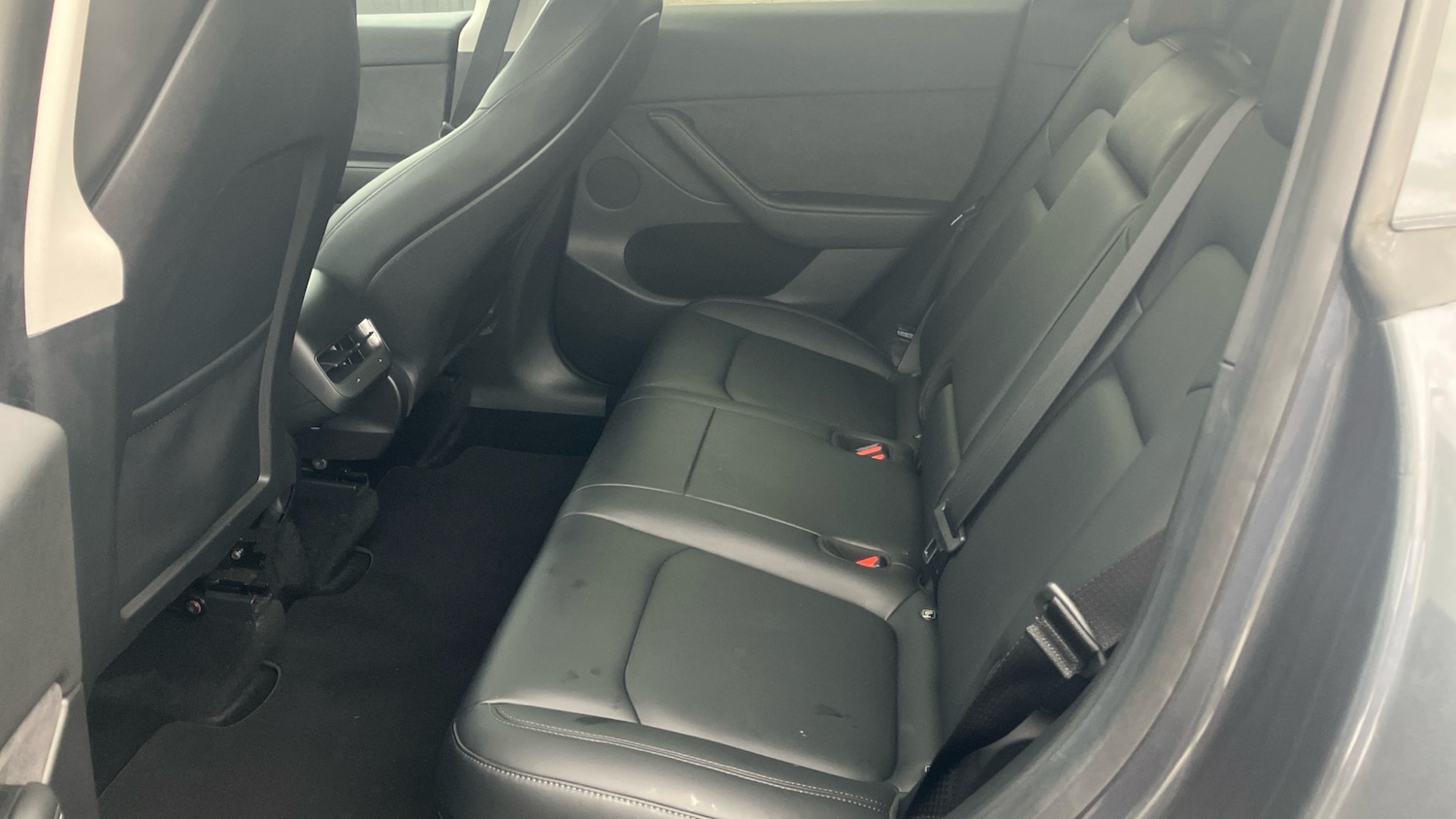 Used Tesla Model Y 2022 for sale - 76430689: Photo 15