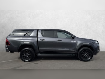 Used Toyota Hilux 2022 for sale - 77880842: Photo